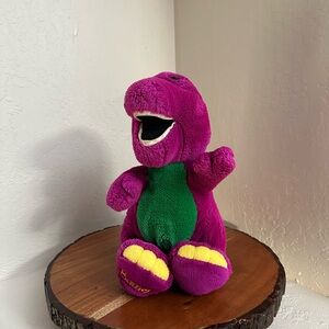 1992 Barney the Purple Dinosaur Plush by Dakin/The Lyons Group